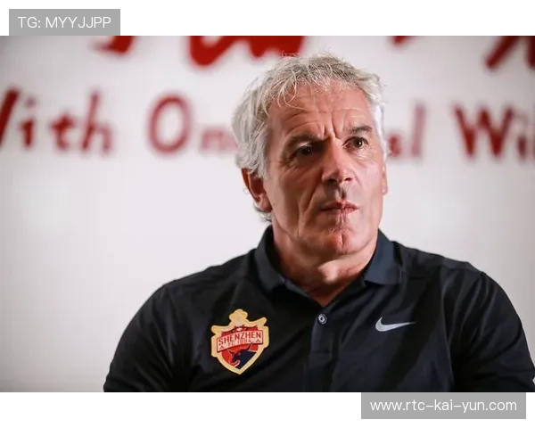 长春亚泰官宣阎峰正式担任球队主教练。