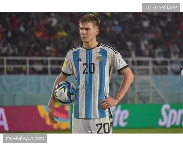 马斯坦托诺连续3场比赛未出场，训练状态良好引关注